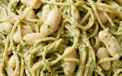 Pesto-pasta m. hvide bønner